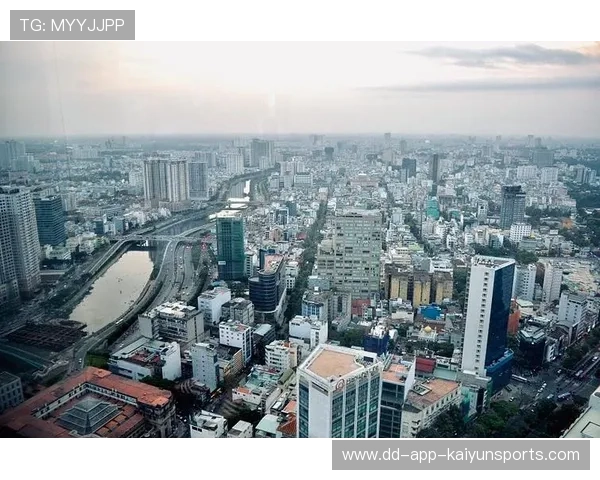 胡志明市马拉松：越南跑者破纪录，赛事精彩纷呈！，越南胡志明指数是什么